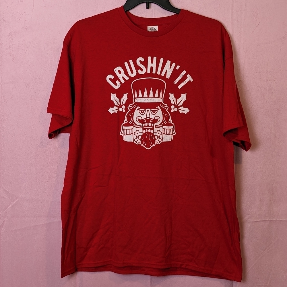 Red Nutracker Crushin It Short Sleeve Graphic Novelty Christmas Tee size XXL